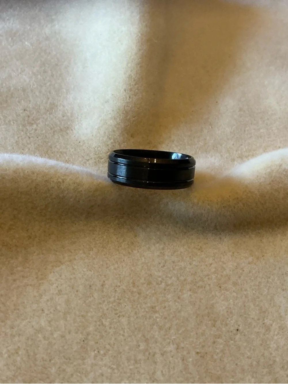Men's Black Stainless Steel Comfort-Fit Ring, size 11